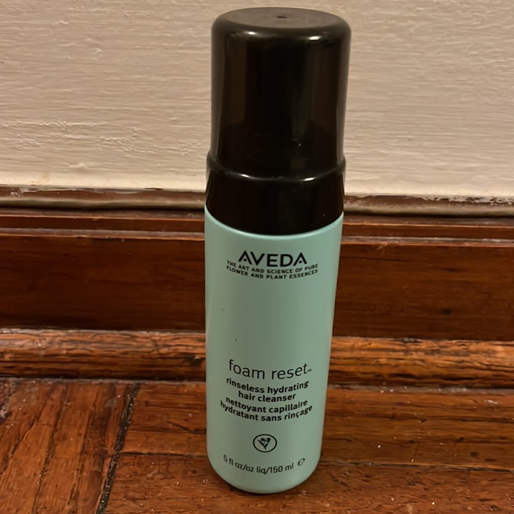 AVEDA Foam Reset Rinseless Hydrating Hair Cleanser Dry Shampoo